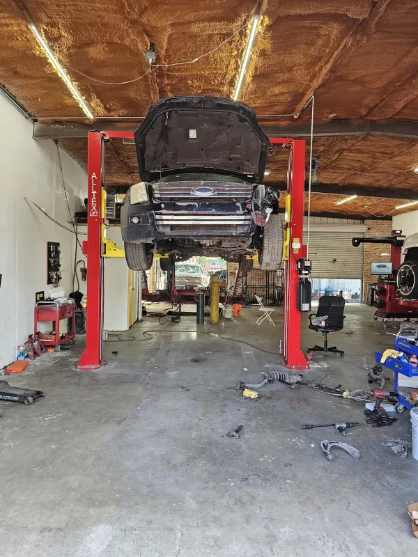 Ramirez Auto repair ,Body Shop & WHEEL ALIGNMENT LLC - photo 4