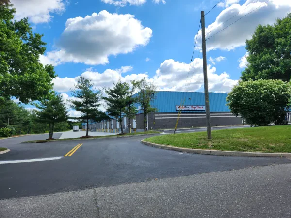 Auto Plus DC Parts Store - photo 4