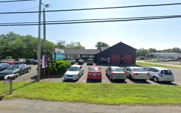 Richard's Automotive - photo 3