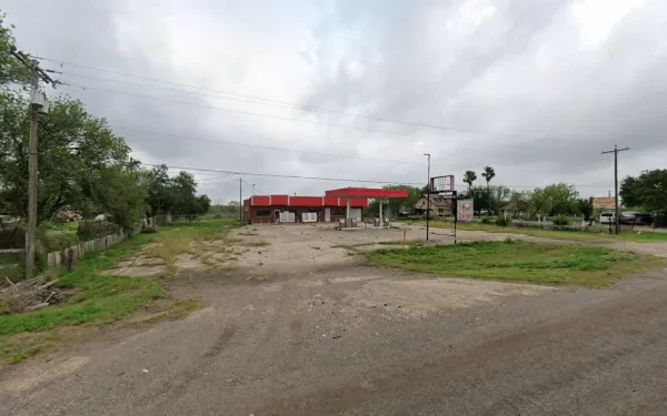 La Blanca Recycling Center - photo 3