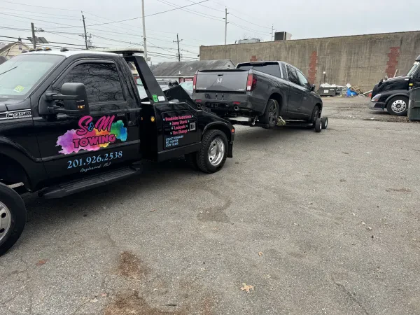 S&M Towing Roadside Assistance - photo 3