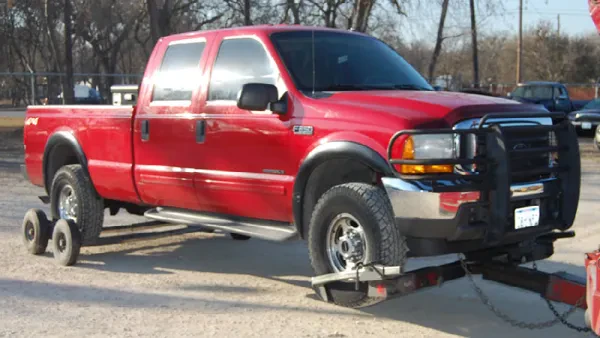 SAL'S SPEEDY TOWING & ROADSIDE - photo 2