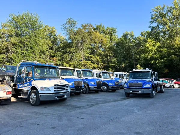 Day Heights Towing Service - photo 3