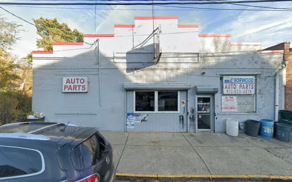 Norwood Auto Parts - photo 4