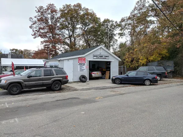 Yaphank Towing and Recovery inc. - photo 3