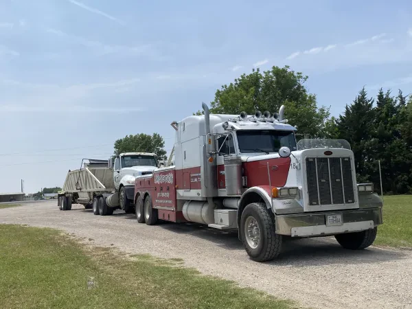 Lawrence Towing - photo 3