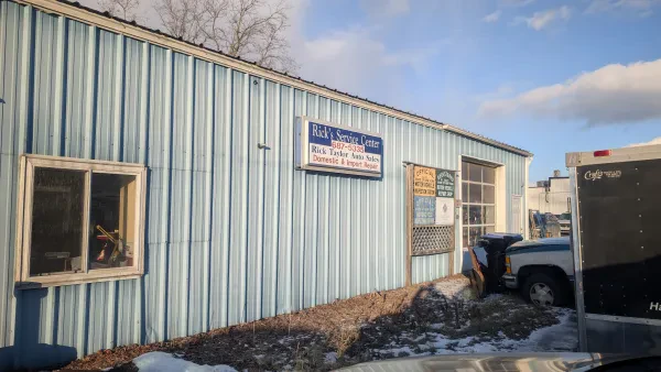 Rick's Service Center - photo 2
