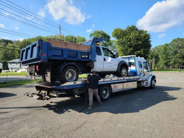 Congers Heavy Duty Towing - photo 2