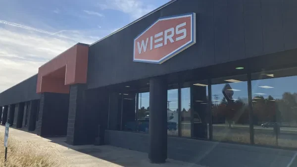 Wiers International Trucks Lafayette, IN - photo 4