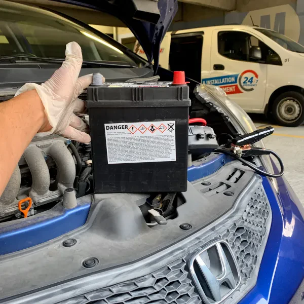 Cars & Trucks Battery Service - photo 4