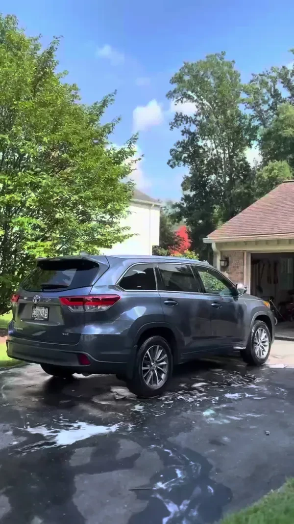 Reflekt Garage Auto Detailing - photo 2
