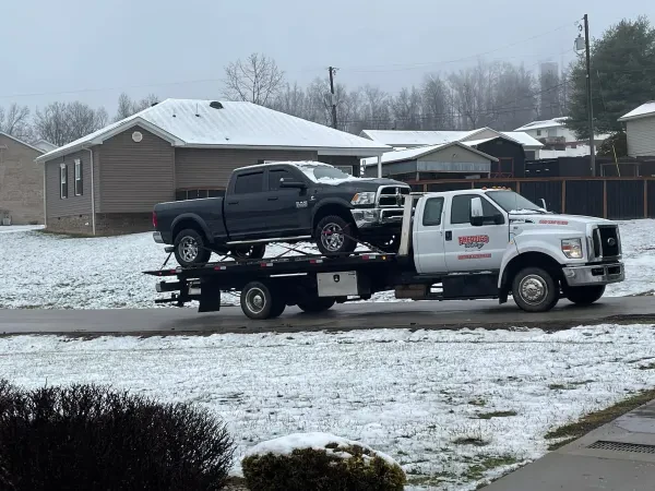 Freddies Towing - photo 3
