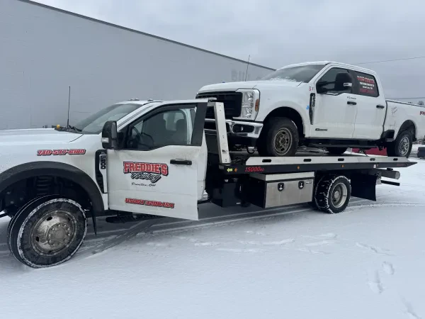 Freddies Towing - photo 4