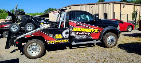 Mahoney's Towing #2 - photo 4