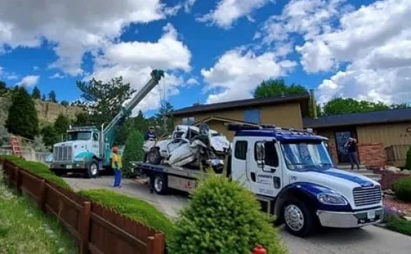 Hanser’s Towing & Semi Truck Heavy Wrecker - photo 2