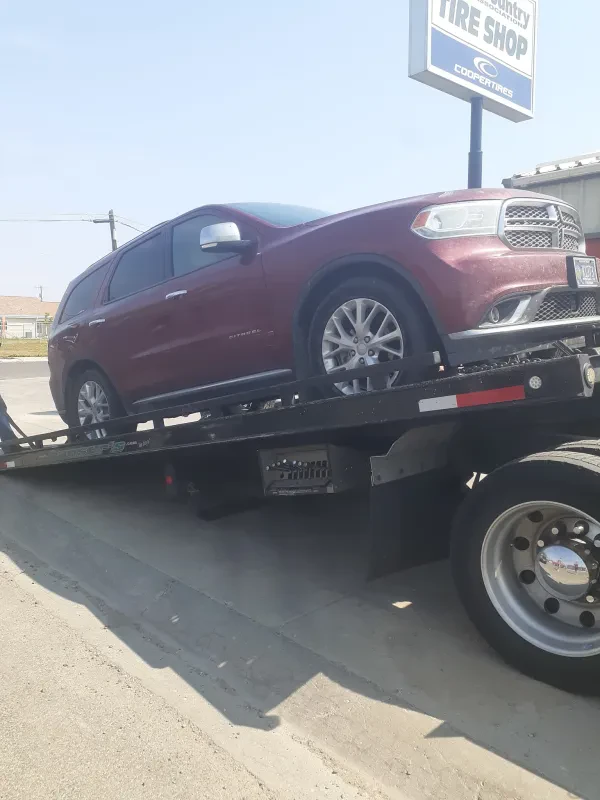 Hanser’s Towing & Semi Truck Heavy Wrecker - photo 4