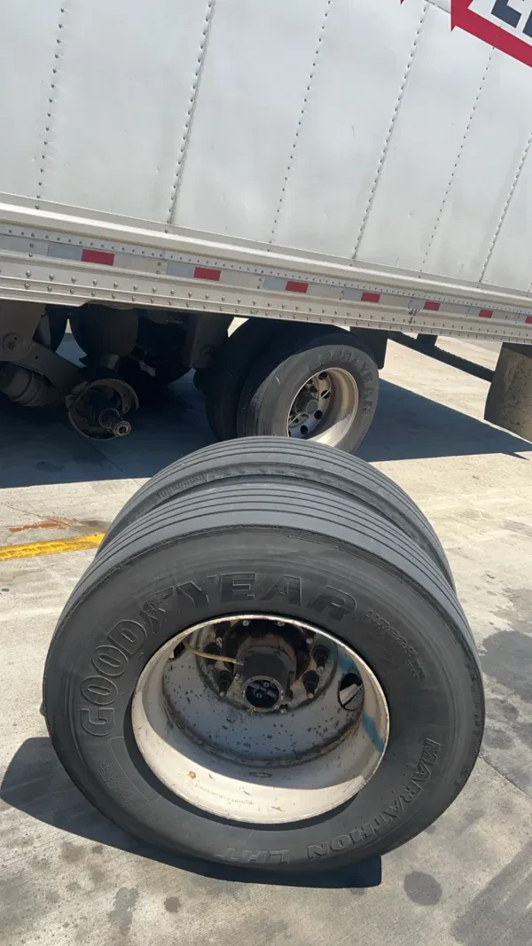 Wabash Valley 24 hour Truck and Trailer Repair - photo 4