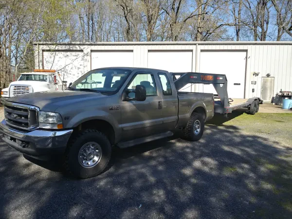 Gallups Garage & Towing service - photo 2
