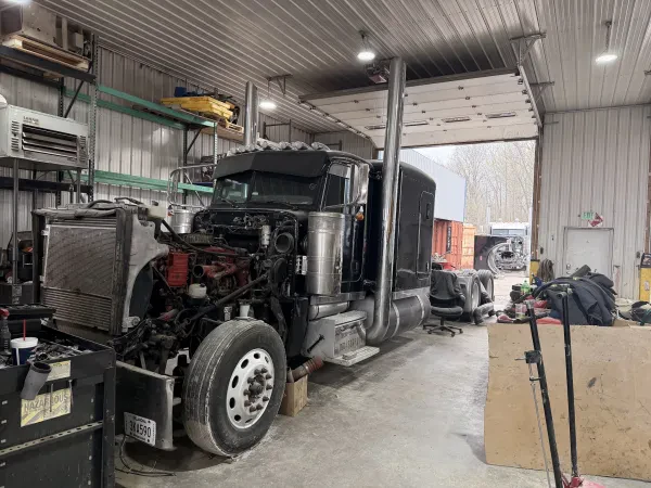 Poor Boys Truck Repair & Towing - photo 2