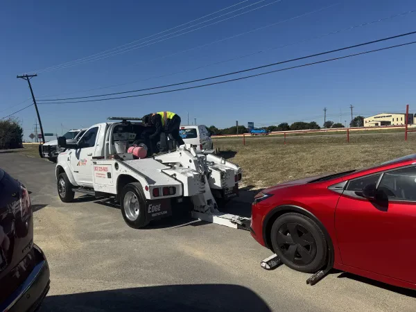 Tiger Towing & Roadside - photo 2
