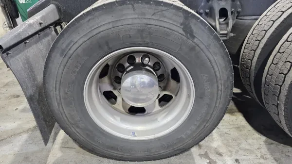 A & R Truck Equipment - photo 4