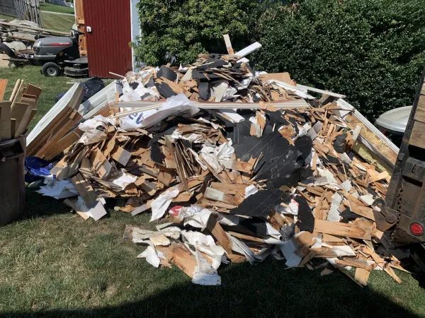 Good Pile Junk Removal - photo 3