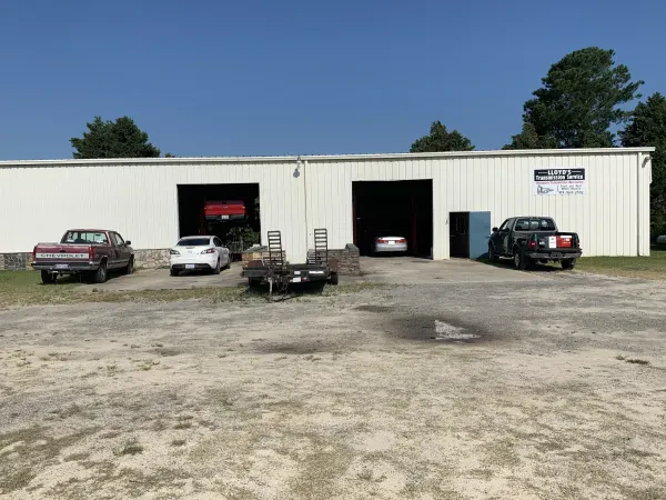 Lloyd's Transmission Service - photo 2