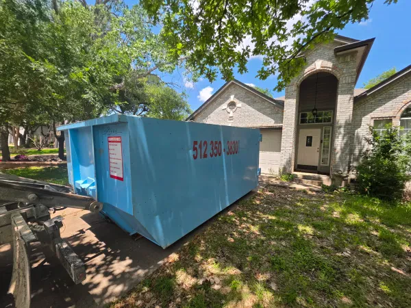 ATX Junk-a-Haulics - photo 3