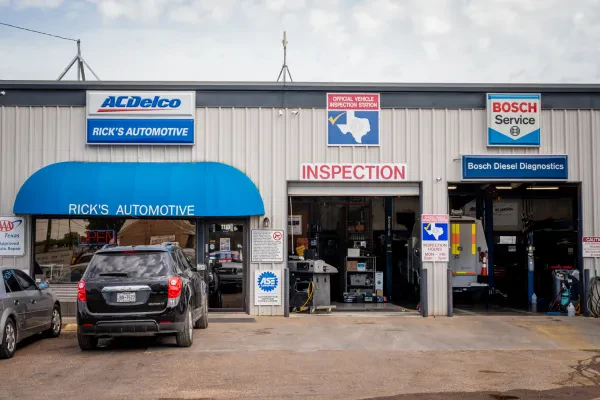 Rick's Automotive - photo 2