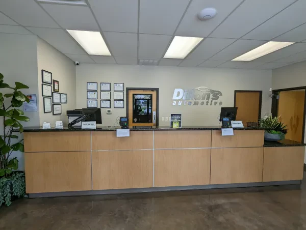 Dillon's Automotive - photo 2