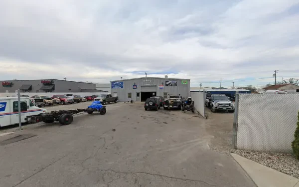 Denny's Auto Repair & Towing - photo 3