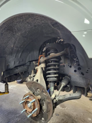 Advanced Auto Repair