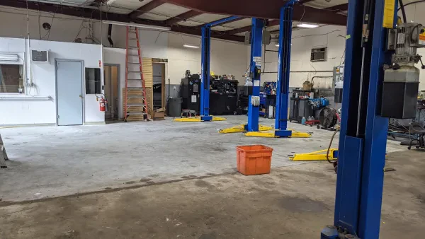 Advanced Auto Repair - photo 2