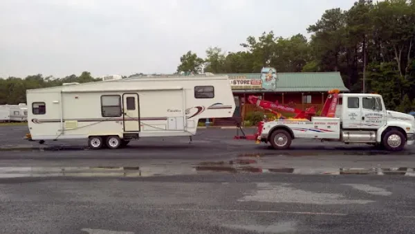 Auto Medic Towing & Repair - photo 2