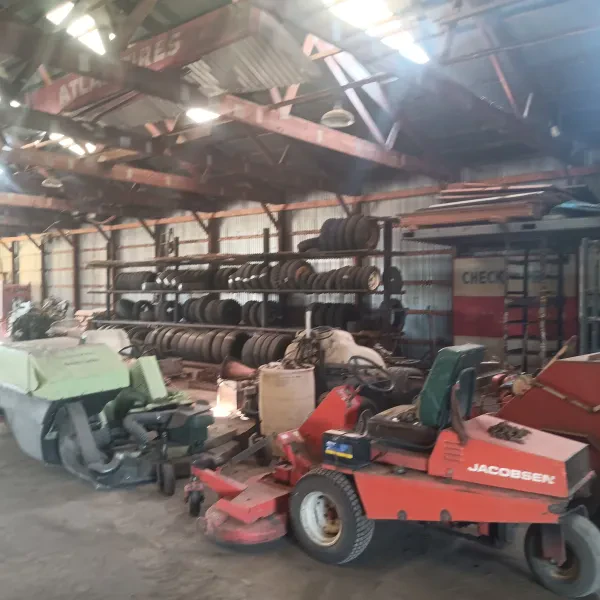 Roger's Auto Sales-Salvage Llc - photo 3