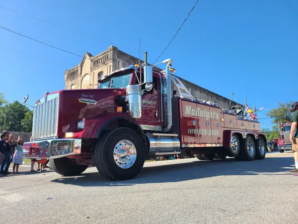 McKnight's Emergency Wrecker Service & Equipment Hauling - photo 2