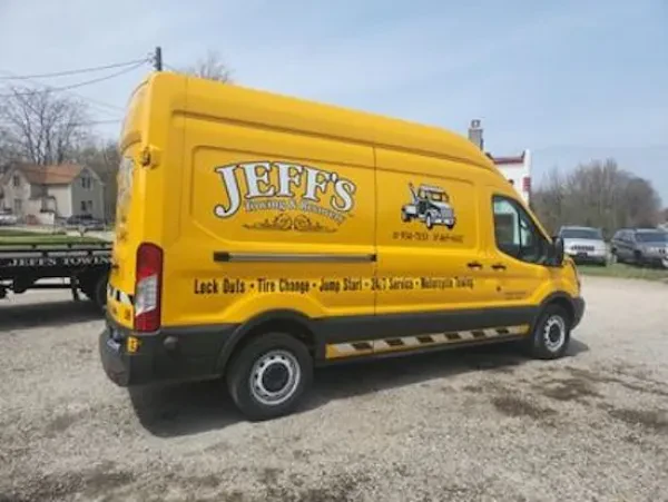 Jeff's Towing & Recovery LLC - photo 4