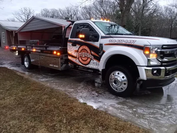 Ferguson Paint & Body Towing & Recovery Inc. - photo 2