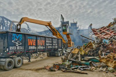 River Metals Recycling JunkYard in Newport (KY) - photo 4
