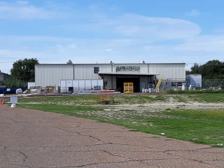 Central Freight Lines: Salvage Warehouse