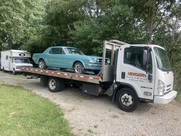 Newdawn Towing & Recovery LLC - photo 4