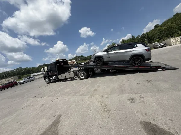 Kelley's Towing & Recovery - photo 2