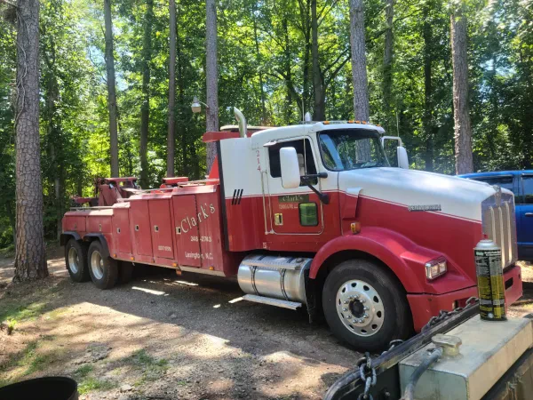Clark's Towing and Tire - photo 2