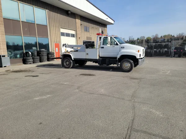Spalding Heavy Truck and Semi Parts - photo 2