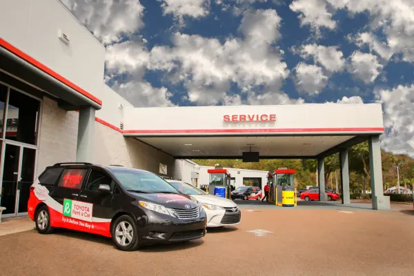 Arlington Toyota Service Center - photo 3