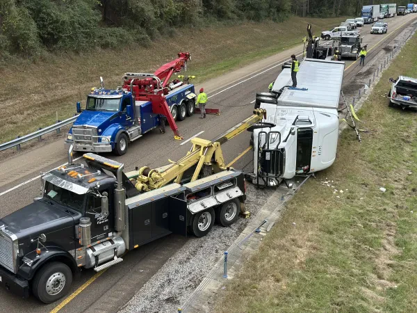 Hegwood's Towing LLC - photo 2