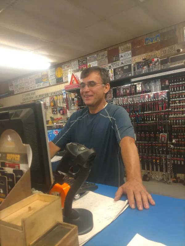 DM AUTO PARTS - photo 3