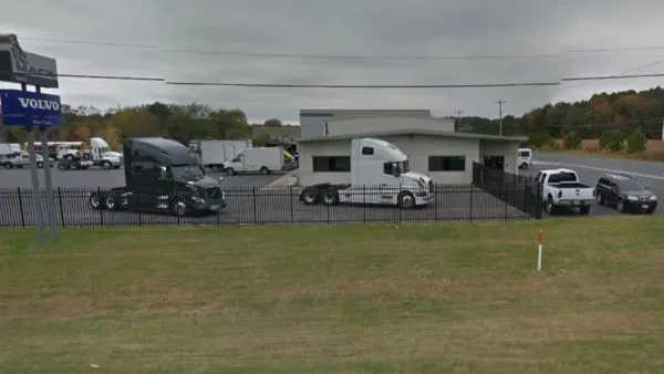 Bergey's Truck Centers - photo 2
