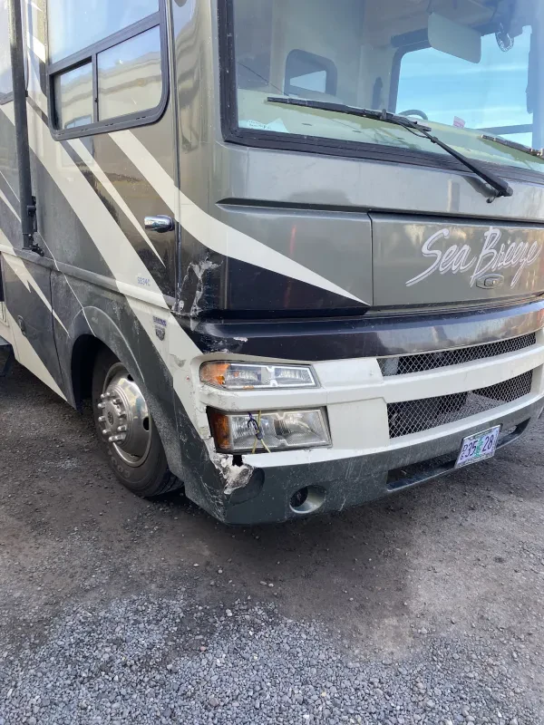 Smith Rock Auto Body & RV Repair - photo 4