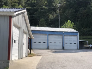 Jim Howard and Son Body Shop & Towing